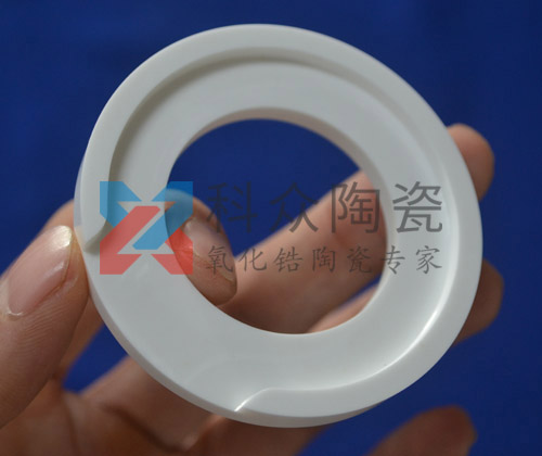 氧化鋯陶瓷為什么能夠承受很高的溫度?